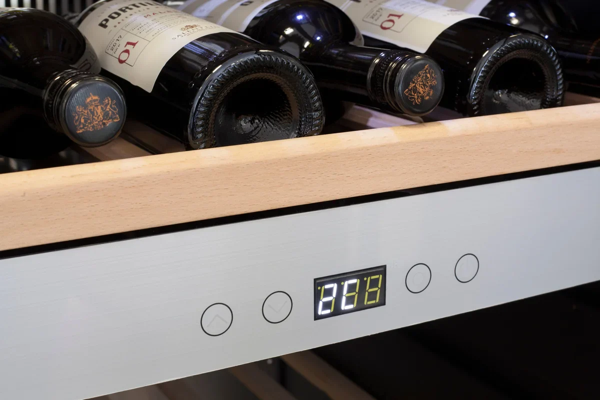 CASO Weinkühlschrank WineChef Pro 126 - Image 6