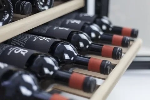 CASO WineSafe Einbaukühlschrank 18 EB Inox - Image 2