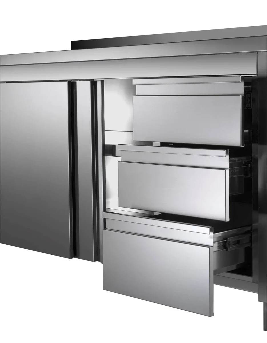 Edelstahl-Arbeitsschrank ECO mit Schiebetür und 3 Schubladen 18x6 mit Aufkantung - Image 3