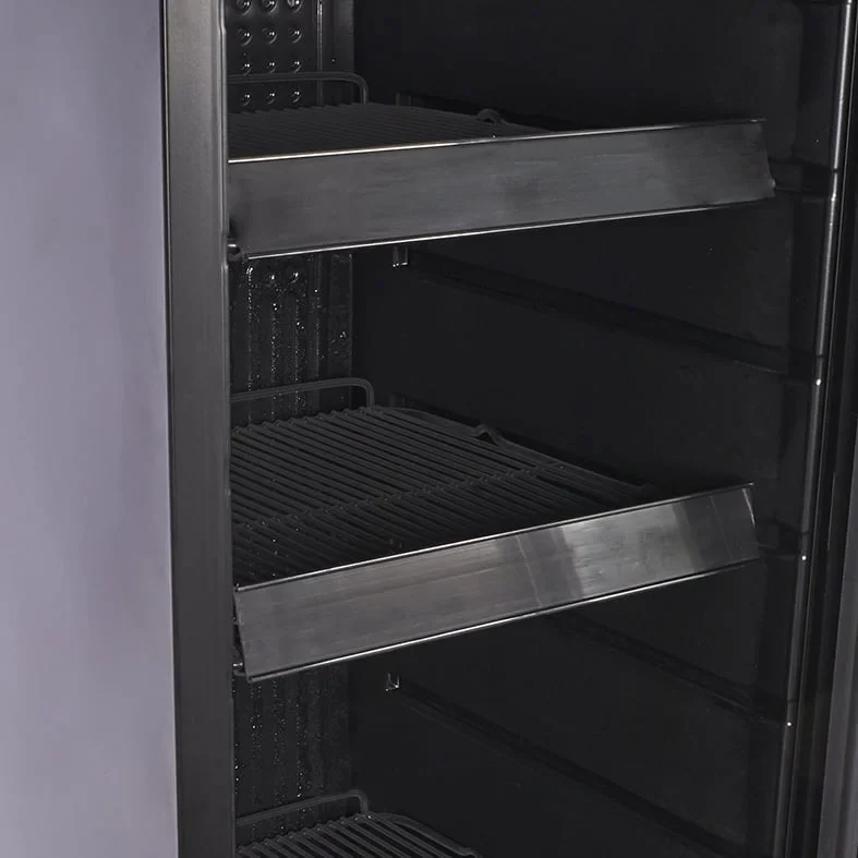 Gastro-Cool GD135 Getränkekühlschrank Retro Slim 135 Liter schwarz/schwarz, LED, Retro Design - Image 5