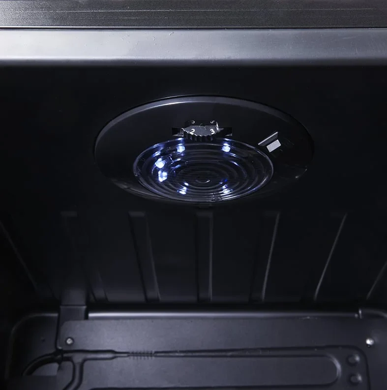 Gastro-Cool GD155 Getränkekühlschrank 130 Liter schwarz/schwarz, LED - Image 3