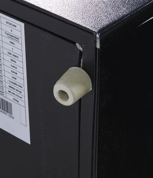 Gastro-Cool UC200 Barkühlschrank 208 Liter Schiebetüren schwarz, LED, unterbaufähig - Image 4