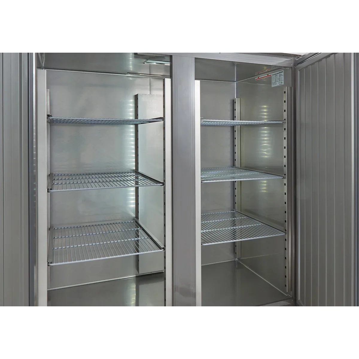 Gastronomie Tiefkühlschrank ECO 1400 GN 2/1 Monoblock, 1350 Liter Kühlraumvolumen, 6 verstellbare Einlegeböden, Robuste Bauweise, Edelstahl - Image 5