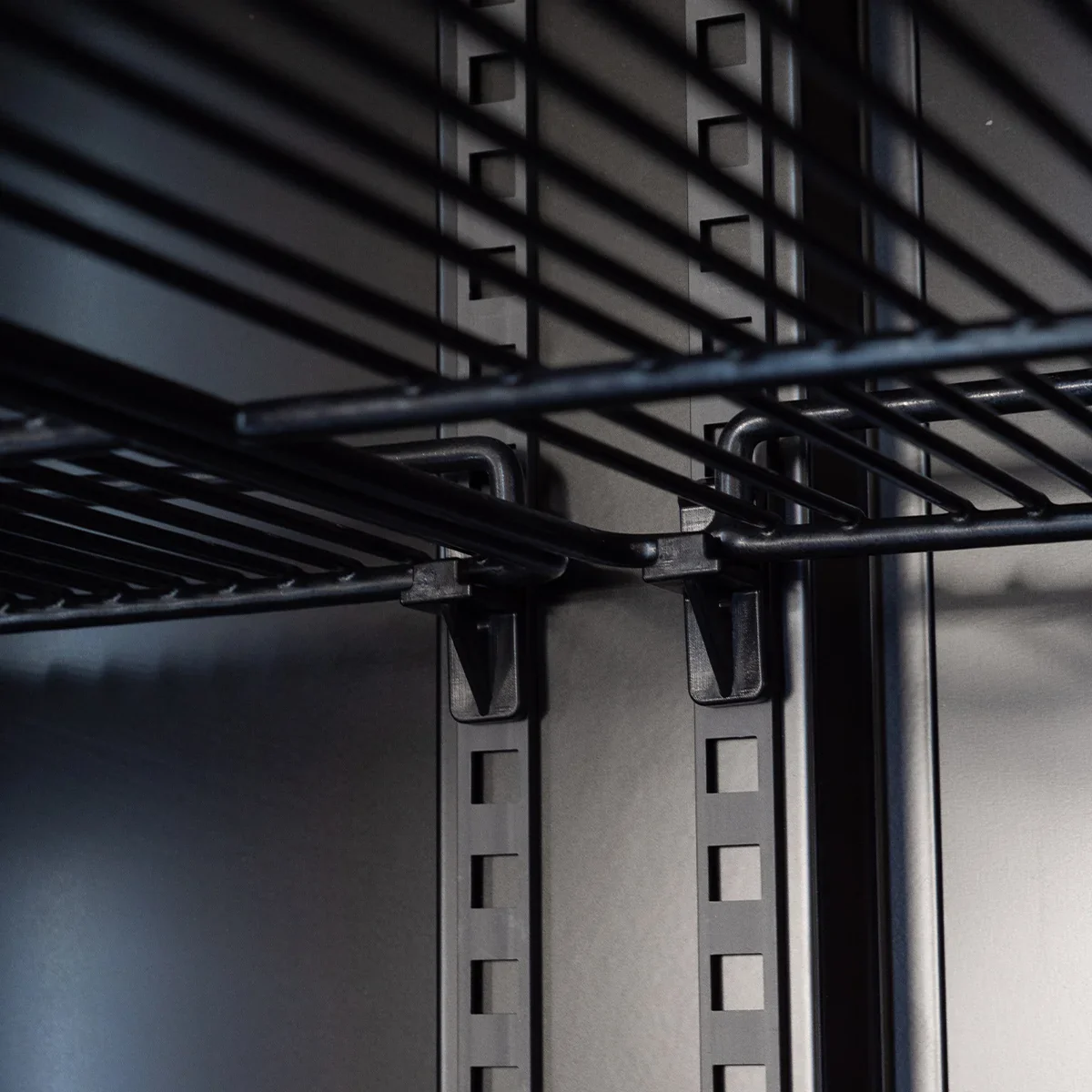 Getränkekühlschrank ECO 1500 mit Klapptüren und Leuchtaufsatz - Image 11