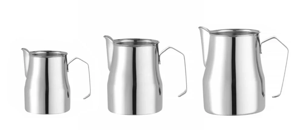 Hendi Milchkännchen mit V-förmigem Ausguss, 0,45L, Ø 75x(H)111mm