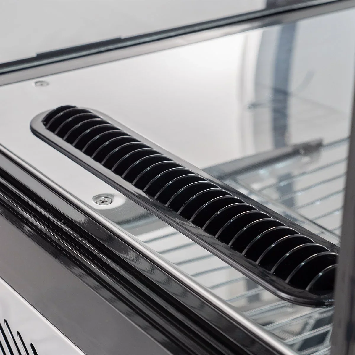 Kühlvitrine ECO 160 Liter, 880 mm, mit LED-Beleuchtung und 2 Ablagen - Image 7