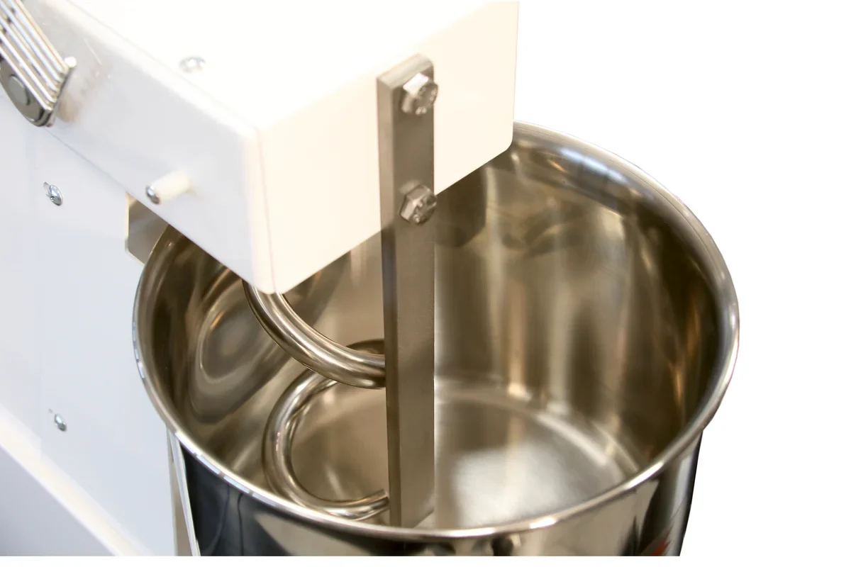 Spiral-Teigknetmaschine PROFI 53 Liter 230V mit Rollen - fester Kopf - Image 5