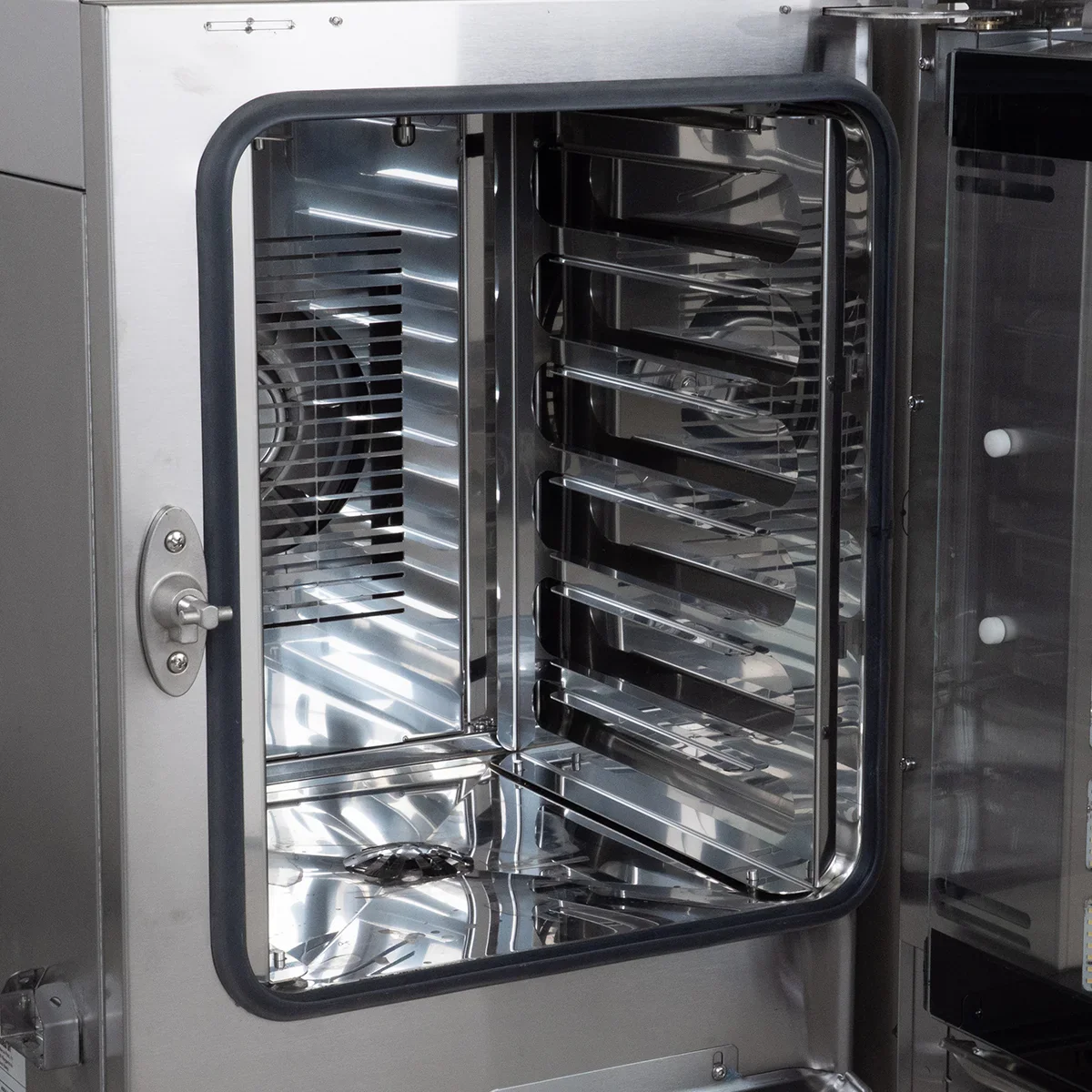 Tecnoeka KOMPAKTER Kombi-Ofen 6 x GN 2/3 mit Dampfgarer und Touchscreen - Image 4